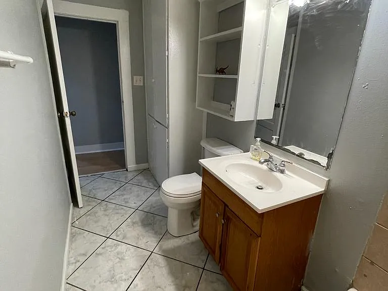 1050 Desoto St — Photo 18