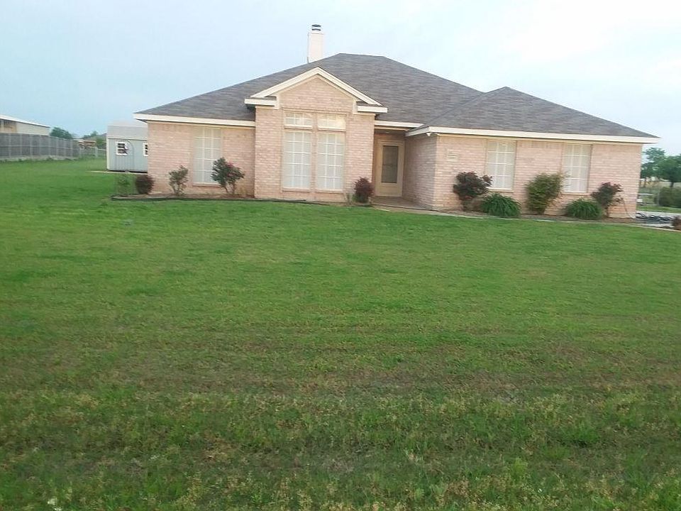 1st image of 11001 Flores Trl