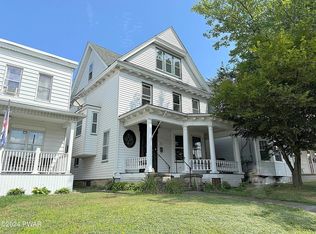 306 Delaware Ave, Olyphant, PA 18447