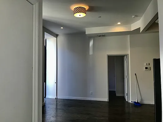 Rented by 50 Stanhope LLC | media 12