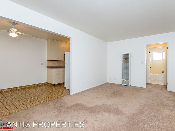 3rd image of 167 Towne Ter APT 06