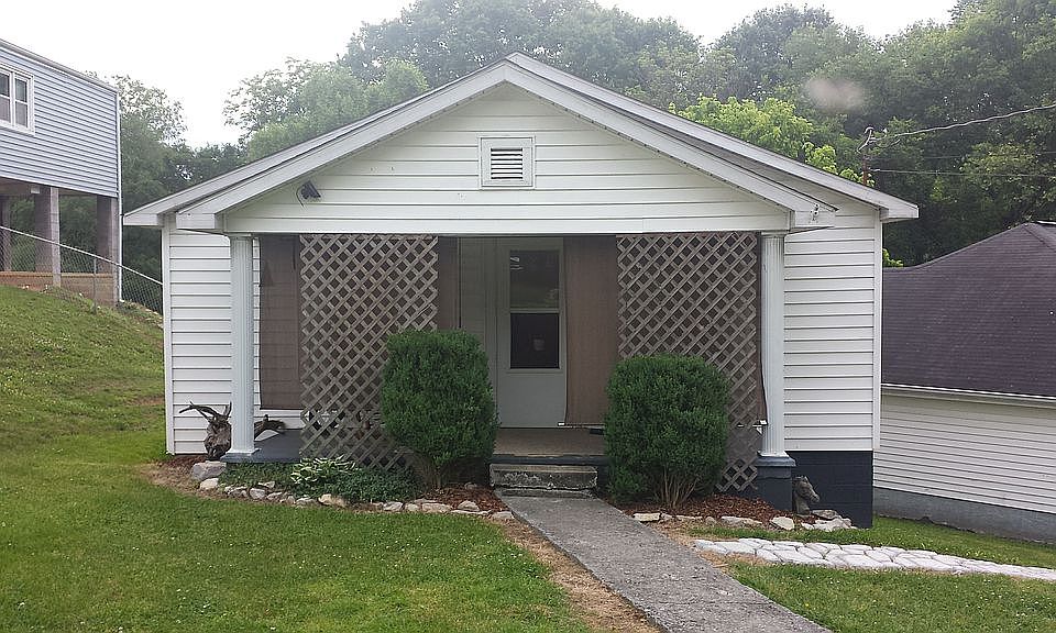2nd image of 143 Union St #147
