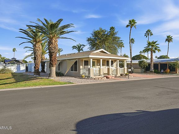 5th image of 120 N VAL VISTA Drive #83