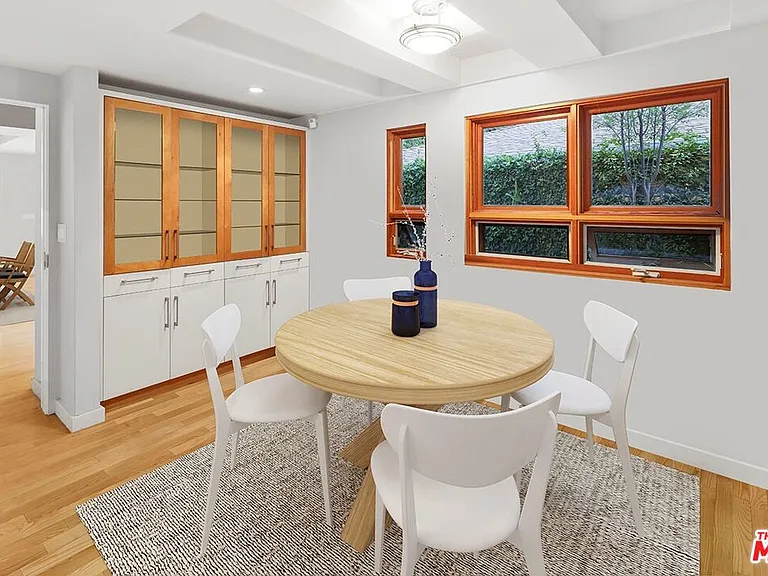 3600 Mandeville Canyon Rd — Photo 17