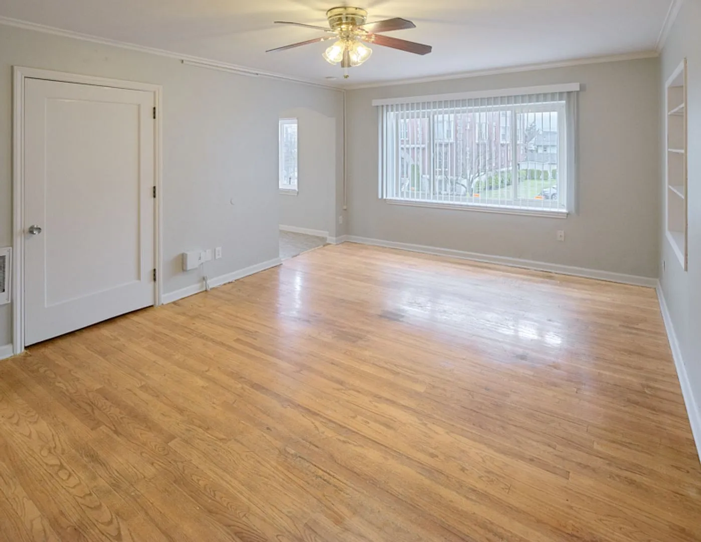 Clermont Apartments — Photo 3