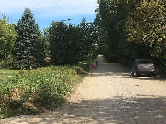 5th image of 4043 Latourette Ln