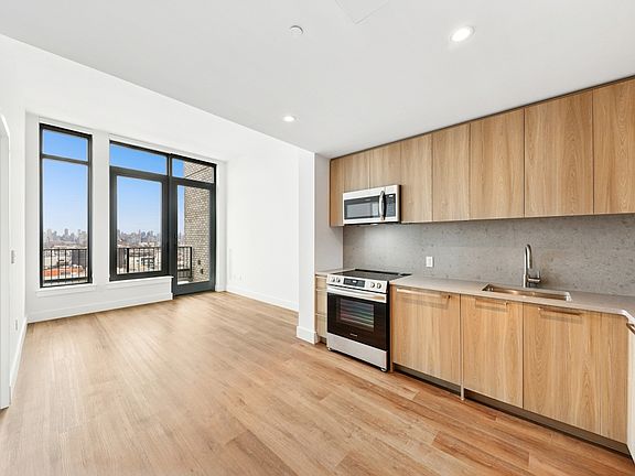 2nd image of 34-35 44th St #1310