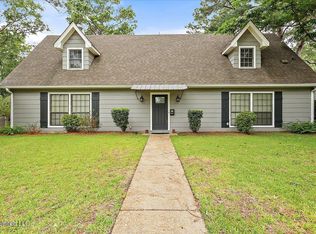 5221 Wayneland Dr, Jackson, MS 39211