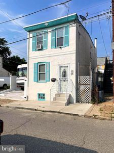 1531 Deal St, Philadelphia, PA, 19124