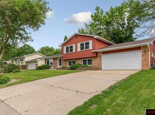 221 Blace Ave, Eagle Lake, MN 56024