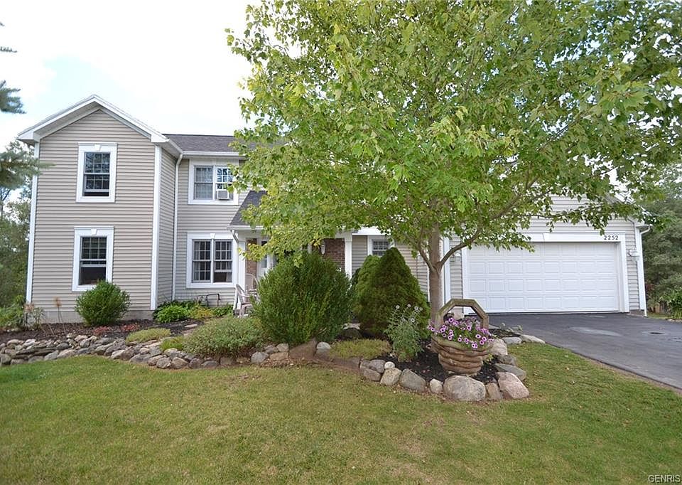 1st image of 2252 Brookside Dr