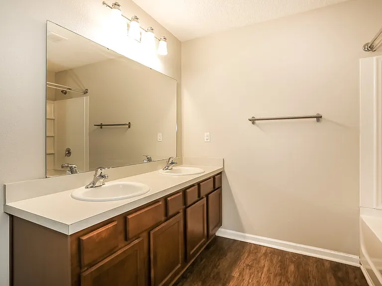 3800 Falcon Crest Dr — Photo 11