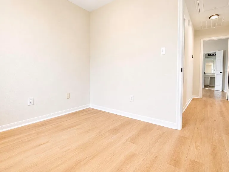 4205 Bent Wood Ct — Photo 26