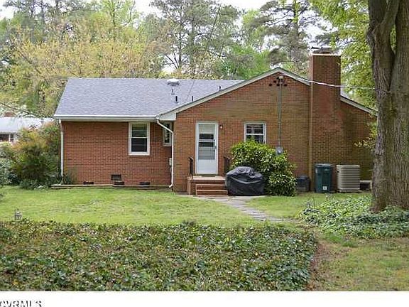 2nd image of 2902 Battery Ave