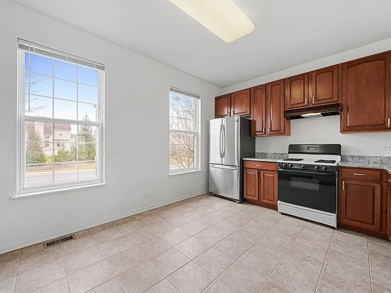 760 Lambert Ln #96-1 — Photo 3