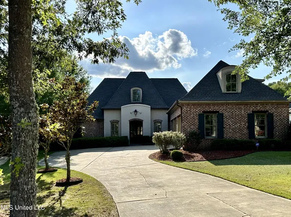 121 Vinca Dr, Madison, MS 39110