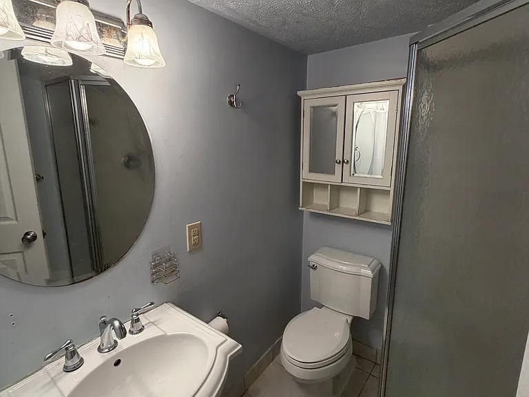 2863 Mayfield Rd #2 — Photo 4