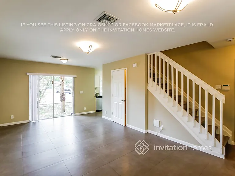175 SE 2nd Ct — Photo 5