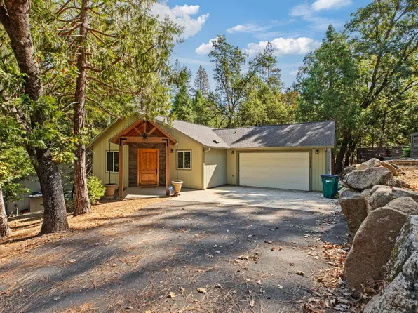 21479 Crystal Falls Dr, Sonora, CA 95370