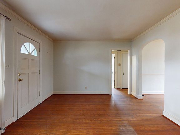 3rd image of 203 Bonner Ave