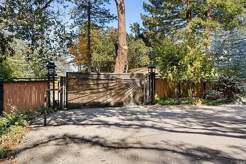 3835 Oak Glen Dr — Photo 38
