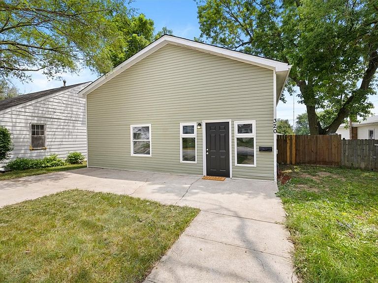 Listing photo 4