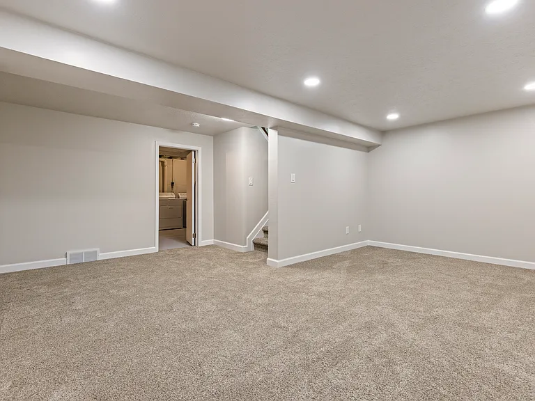 family/entertainment room