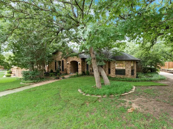 233 Shields Dr, Trophy Club, TX 76262