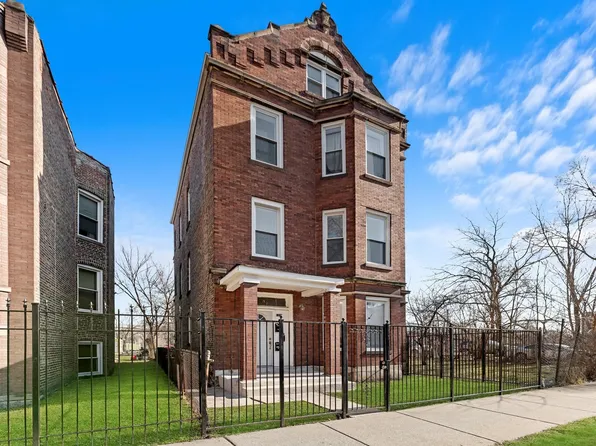 1325 S Komensky Ave, Chicago, IL 60623