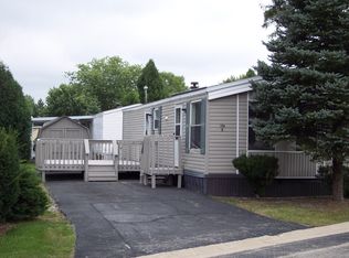 79 Naples Dr, Wauconda, IL 60084