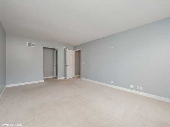4th image of 550 Shorely Dr APT 104