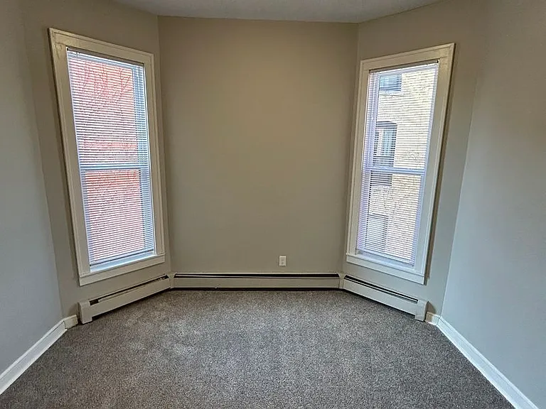 736 East 16th Street (New Town) — Photo 20