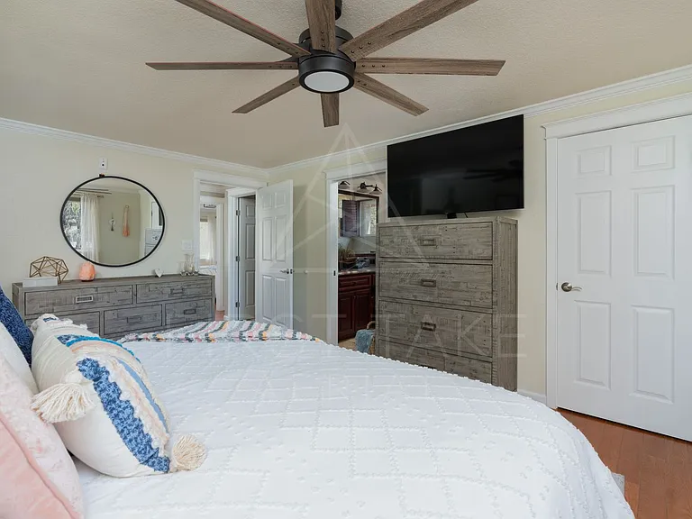 4325 Mendocino Ln — Photo 27