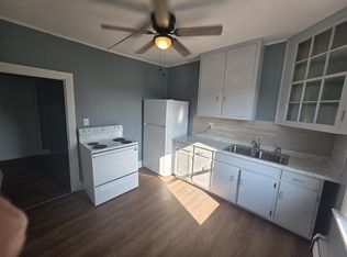 730 York St APT 4, Hanover, PA 17331