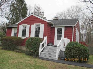 30 Haviland Rd, Poughkeepsie, NY 12601