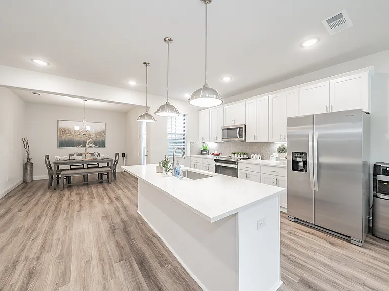 9713 Thorncrown Ln — Photo 6