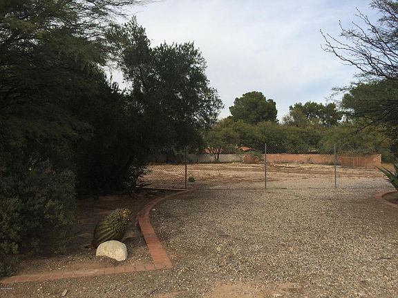 3rd image of 6201 E West Miramar Dr