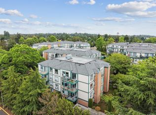894 Vernon Ave #112, Saanich, BC V8X2W6
