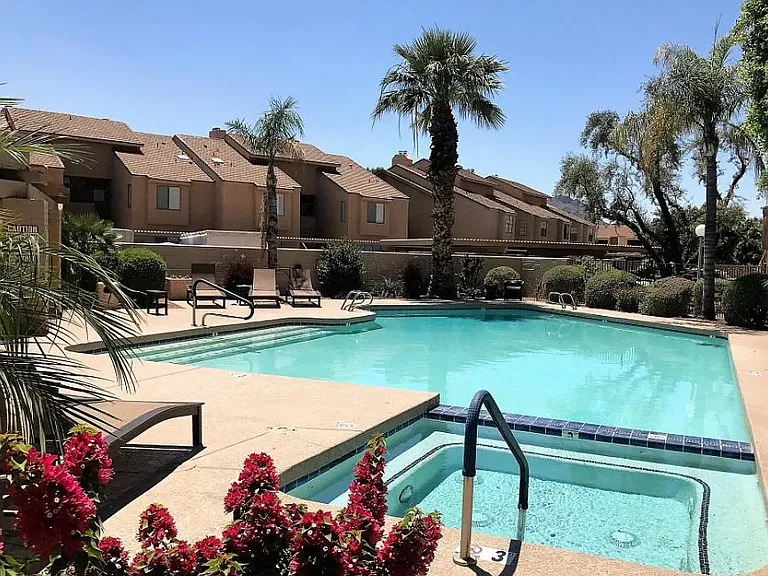 Pool and hot tub area for the community, always very peaceful and relaxing!