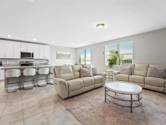 5th image of 3053 Cassidy Ln