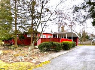 247 Christol St, Metuchen, NJ 08840