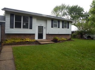 217 Cedarwood Ave, Bolingbrook, IL