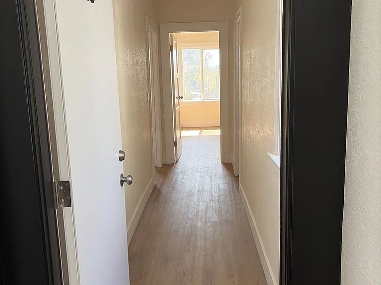 1918 N Grace Ave — Photo 1