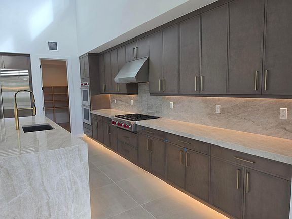 5th image of 17899 YAFA Court