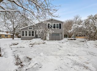 2806 Taylor St, Marinette, WI 54143