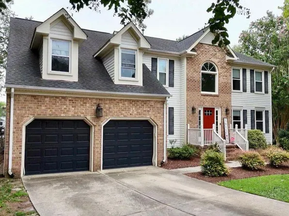 705 Turnbuckle Ct, Chesapeake, VA 23322
