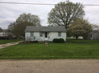 607 E North St, Knoxville, IL 61448