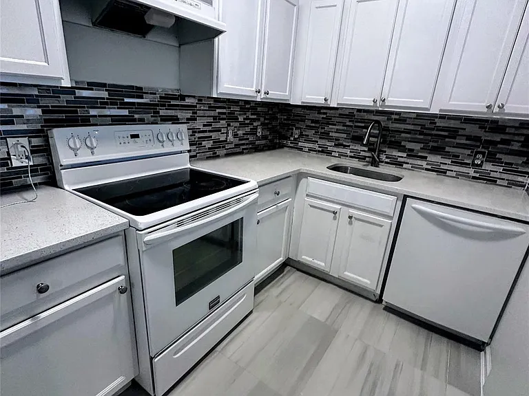221 Beach 80th St #80-1G — Photo 8
