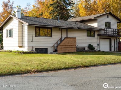 3150 Lochwood Cir, Anchorage, AK, 99504