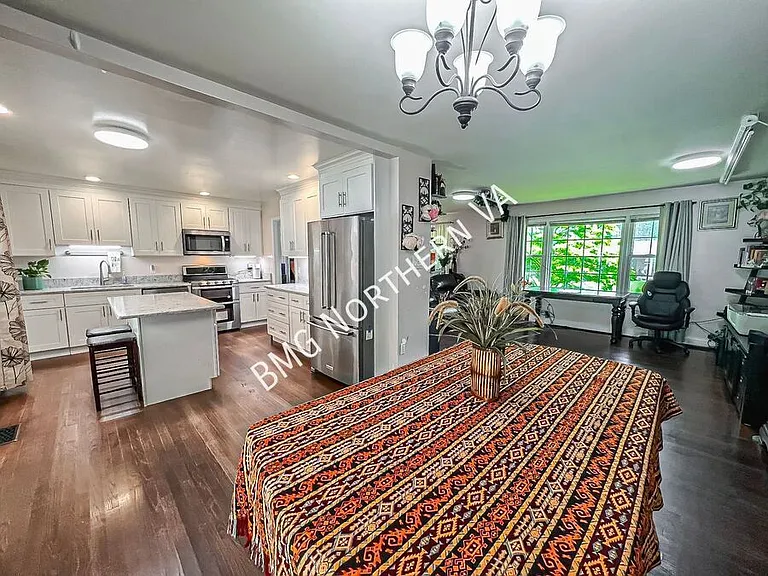 8237 Smithfield Ave — Photo 8